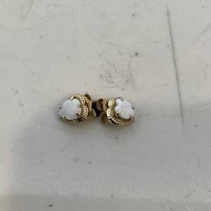 Vintage -14K Yellow Gold Heart Earrings with Genuine Opal - Picture 1 of 2