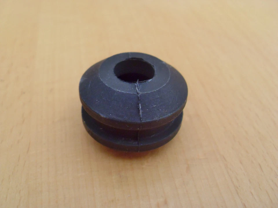 Schwingungsdämpfer passend für Dolmar  100-102, PS 33-39, PS 3XX-4XX PS 2 PS 34 - Bild 1 von 1