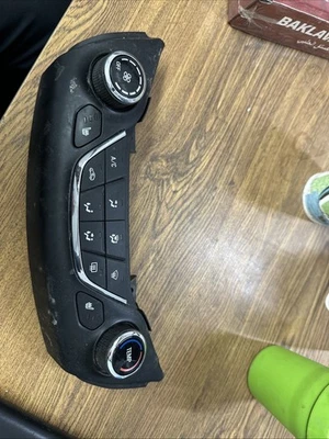 Chevrolet Cruze 2016-2018 aire acondicionado temperatura calor interruptor de control climático PN 39028879 Foto 1 de 2