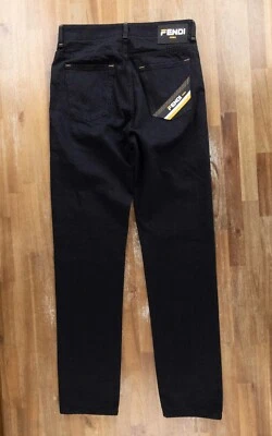 Vaqueros rectos FENDI x Fila colaboración bolsillo negro logotipo FF talla 31 auténticos Foto 1 de 4