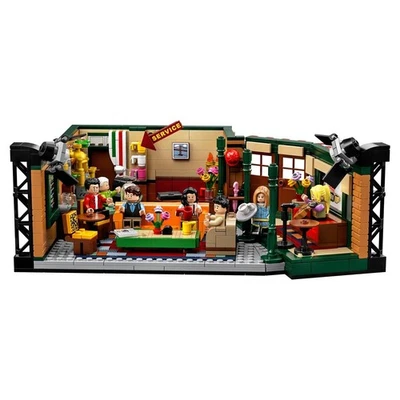 LEGO 21319 Friends Central Perk Set Building Kit Used Complete No Box - Image 1 of 3