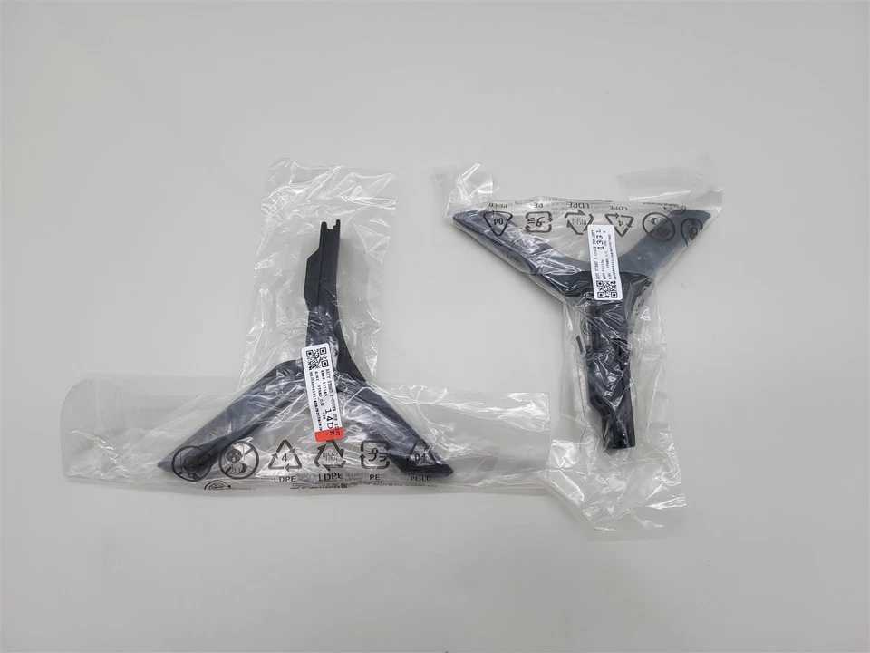 Patas de repuesto originales de soporte de TV para Smart TV Samsung 32" Clase QLED Q8F 4K UHD Foto 1 de 1