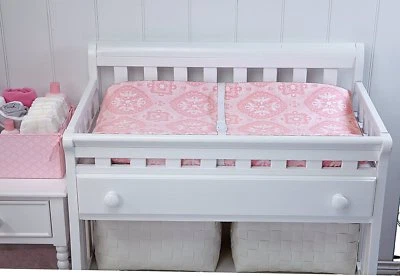 Cubierta de almohadilla cambiadora Carter's Heart of Gold - Medallón - rosa Foto 1 de 2