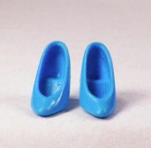 Barbie Pointed Heel Shoes Aqua Closed Toe Malaysia Mattel High Vintage HELP - Picture 1 of 3