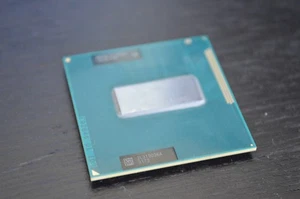 Intel Core i7-3740QM 2.7 GHz Quad-Core Laptop CPU - SR0UV - Socket G2 - GWO - Picture 1 of 2