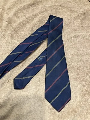 Gucci Men's Blue Striped Silk Tie, 57” Long, 100% Silk Made In Italy. - Image 1 of 4
