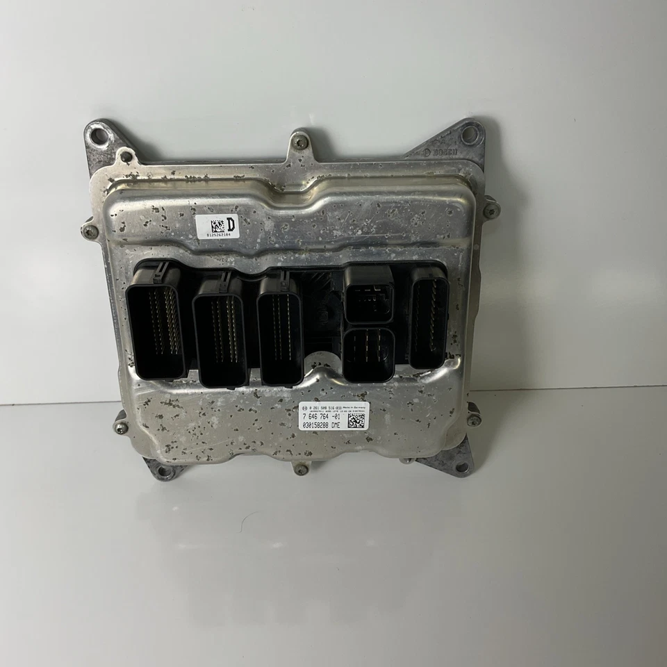 Control ECM del motor compatible con BMW 320i 328i 428i 14-18 OEM 7646764-01 Foto 1 de 4