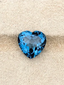 9.50 Carats Beautiful London Blue Topaz Heart Shape,For Jewellery - Picture 1 of 7