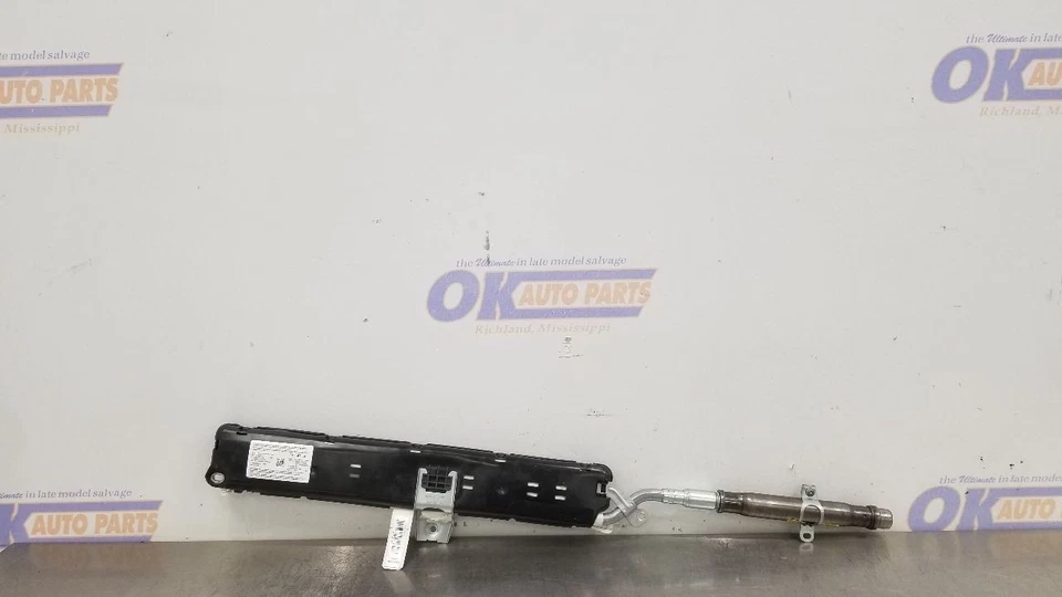 15 PORSCHE CAYMAN S 981 DOOR SRS FRONT LEFT DRIVER 99180309101 - Image 1 of 4