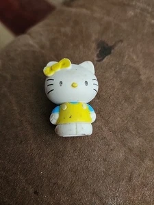 Vintage Sanrio Hello Kitty Yellow Overalls And Bow, Blue Shirt. Collectibles - Picture 1 of 8
