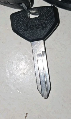 JEEP Logo NOS KEY BLANK Y155 - Image 1 of 2