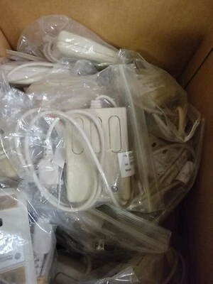 New SGI Silicon Graphics G-021-004 Serial 3 Button 9-PIN D-SUB Mouse  - Image 1 of 4