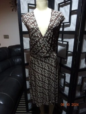 Karen Kane Wrap Dress Size M Beige Brown Stretch Knit Tie Waist/Back Sleeveless - Image 1 of 4