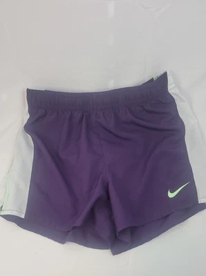 Girls Nike Dri-fit Large Purple Shorts C52 - Image 1 of 3