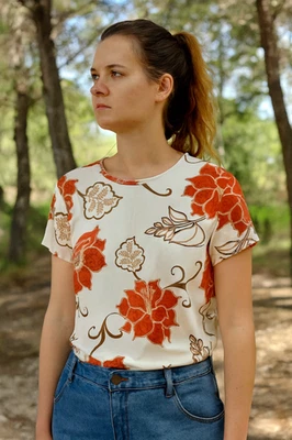 Croft & Barrow Women Multicolor Floral Short Sleeve T-Shirt Western Artsy 1X - Image 1 of 4