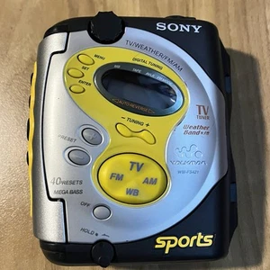 Sony Sports Walkman WM-FS421 SOLO RICAMBI CASSETTA NON FUNZIONANTE - Foto 1 di 7