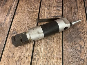 Central Pneumatic Air Punch Flange Tool ATD Taiwan - Foto 1 di 8