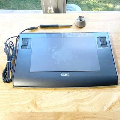 Wacom Intuos 3 Graphics Tablet PTZ-631W 6"x11" Gray USB w/ Pen and Holder - Used - Image 1 of 4
