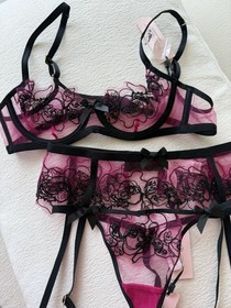Agent Provocateur Lindie Lingerie Bra Garter Thong 34A 1 2 XS