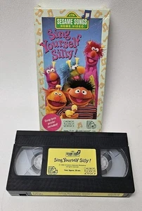 Sesame Street Sing Yourself Silly VHS 1990 Home Video Movie Cartoon - Picture 1 of 4