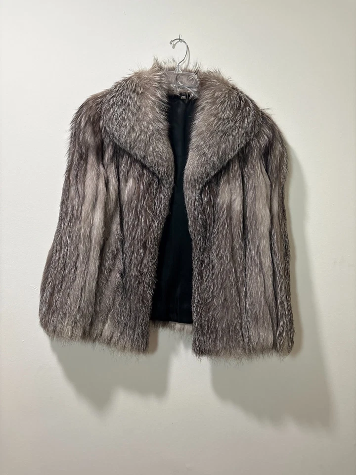 Chaqueta de piel real vintage 28" zorro plateado/gris con bolso Paul Cicchini para mujer 12-14 Foto 1 de 4