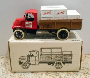 LEINENKUGEL BEER #2 1926 MACK CRATE TRUCK 1991 DIECAST ERTL BANK #9703 - Picture 1 of 2