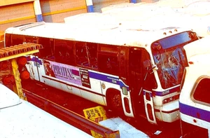 Autobús original Kodachrome Slide NYC 1981 GM RTS #2286 DEPÓSITO DE NOGAL 24 DE JUNIO DE 1994 - Imagen 1 de 1