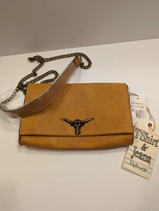 Neu mit Etikett T-Shirt & Jeans Senf Langhorn Emblem kleine Schultertasche Geldbörse - Bild 1 von 11