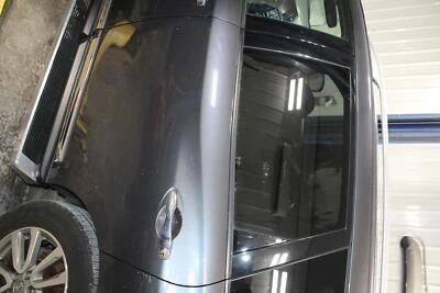 Conjunto de puerta trasera izquierda usado lado trasero se adapta a: Nissan Pathfinder 2014 eléctrico con c Foto 1 de 4