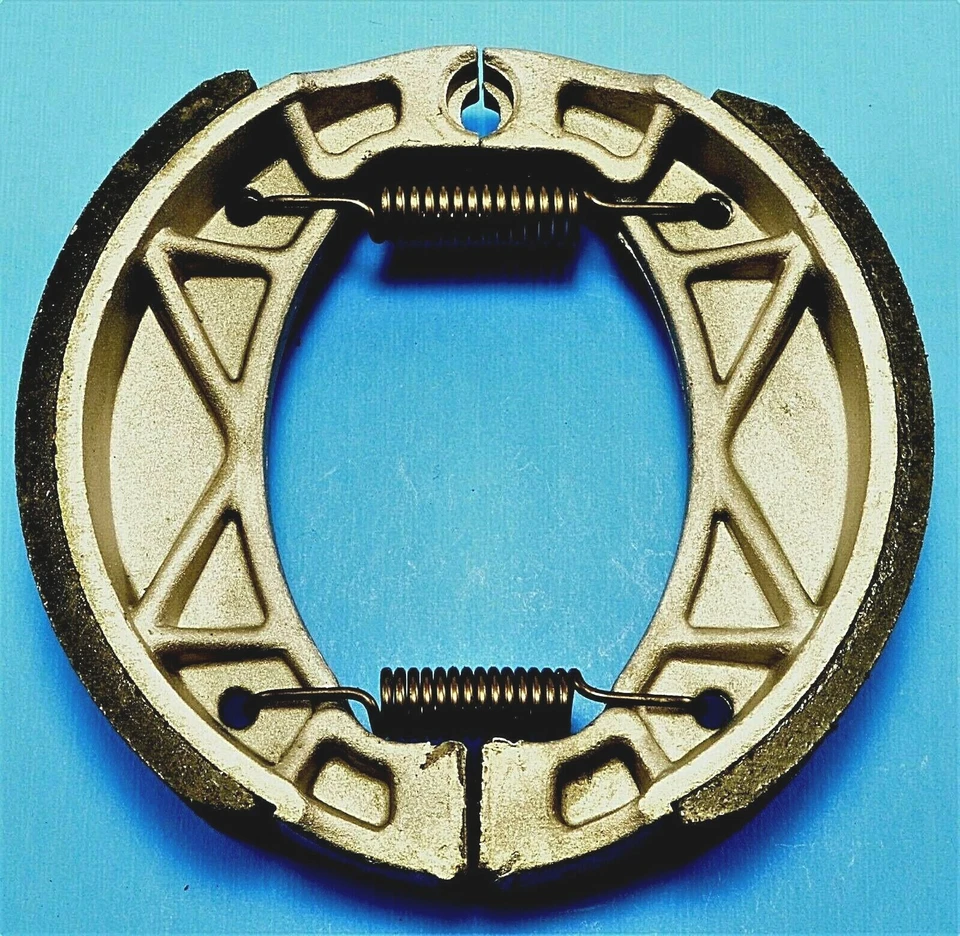 Zapatas de freno traseras para YAMAHA TTR125 L/LE/E Foto 1 de 1