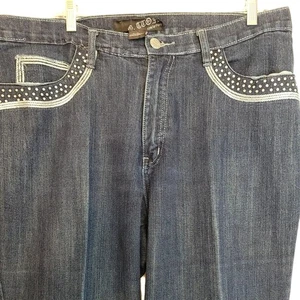 G Tton Style by Paris High Rise Straight Leg Jean Size 18 Rinestone Accents - Picture 1 of 10