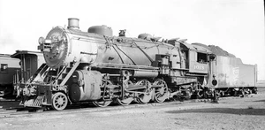 25FF237 NEGATIVE 1949 SOO LINE RAILROAD 2-8-2 LOCO #1013 SUPERIOR WI - Picture 1 of 1