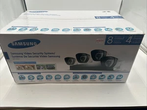 Samsung SDS-P4042 Video Security System 8 Channel DVR 4 Camera Kit - Picture 1 of 5