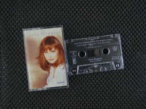 Suzy Bogguss – Voices In The Wind (Liberty – C4 98585) - Picture 1 of 2