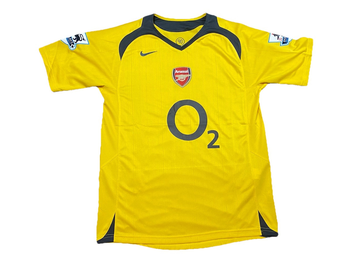 Nike Arsenal Yellow International Club Soccer Fan Apparel Nike Arsenal Yellow International Club Soccer Fan Apparel