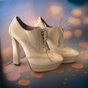 BOTTEGA VENETA Platform Boots Womens Wingtip Shoes Booties Sz 6.5 Ivory - Picture 1 of 8