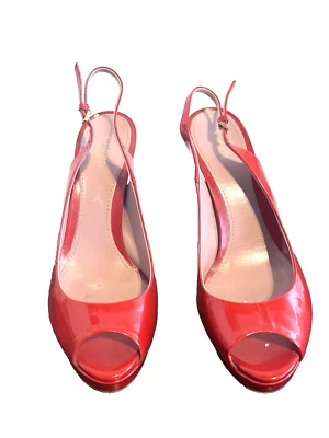 Zapatos de tacón alto Gucci para mujer de charol rojo talla US 9 punta abierta ver detalles) Foto 1 de 4