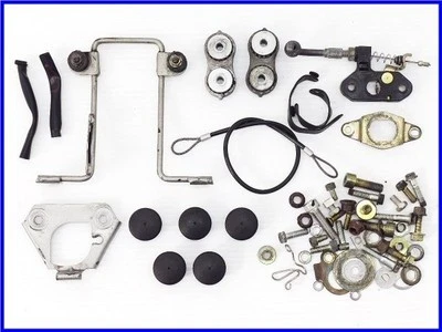 DUCATI 2005 Monster S2R Juego de piezas originales soportes y pernos  Foto 1 de 4