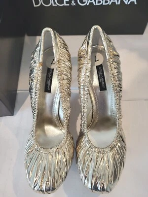 Dolce & Gabbana Tacones Arrugados Plateados Talla 37 NUEVO Foto 1 de 4