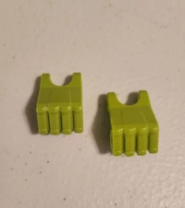 2 Bionicle Lego 93575 Hero Factory Fist with Axle Hole - 4 fingers Green - Picture 1 of 3