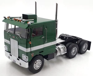 KK Scale Road Kings 1/18 Scale RK180154 Peterbilt 352 Pacemaker - Green/White - Picture 1 of 5