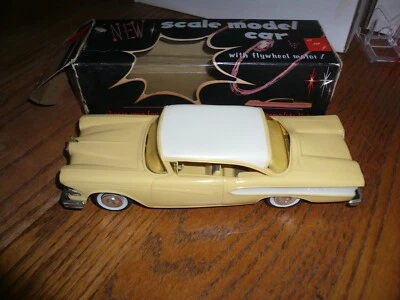 Ford Edsel 1958 2 puertas techo rígido concesionario promoción coche de fricción - amarillo y blanco Foto 1 de 4
