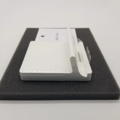 Apple iPad / IPhone Dock MC360ZM/A Model Number A1352 with audio port, dock only - Image 1 of 4