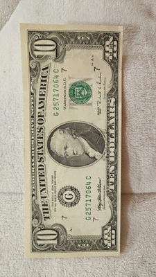 VINTAGE SERIES 1995 $10 DOLLAR BILL FEDERAL RESERVE - Image 1 of 3