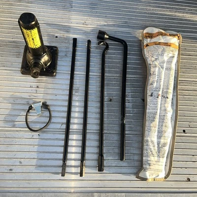 2007-2021 TOYOTA TUNDRA SPARE WHEEL JACK  & TOOLS KIT OEM - Image 1 of 4