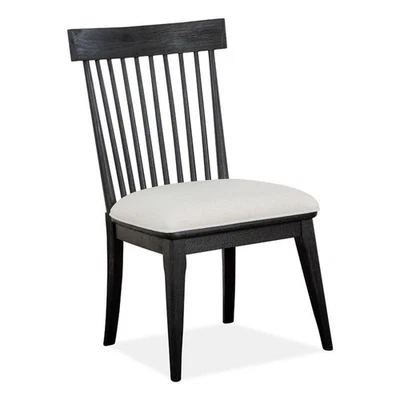 Paquete de dos sillas laterales tapizadas con respaldo Windsor Magnussen Home Harper Springs Foto 1 de 4