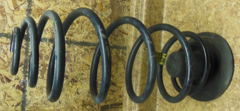 2005 Saturn Ion Rear Back Shock Spring Strut Coil Suspension 2004 2003 2006 - Image 1 of 1