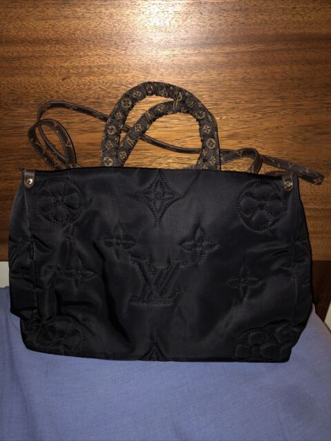 Louis Vuitton Onthego GM Tote Bag Silver M21053 Nylon Monogram Auth New  receipt