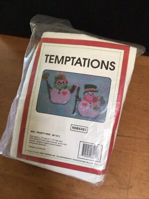 NEW Temptations Plastic Frosty Pair Set Of 2 #8421 Holiday Snowmen Kit N084481 - Image 1 of 2