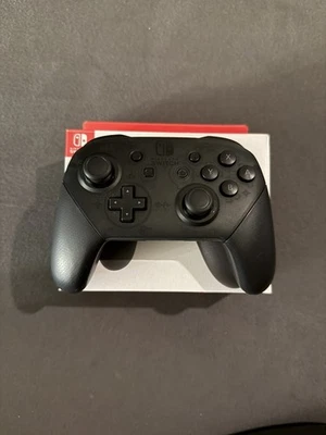 Nintendo Switch Pro Controller Wireless Bluetooth Gamepad - WIE NEU OVP Schwarz - Bild 1 von 4